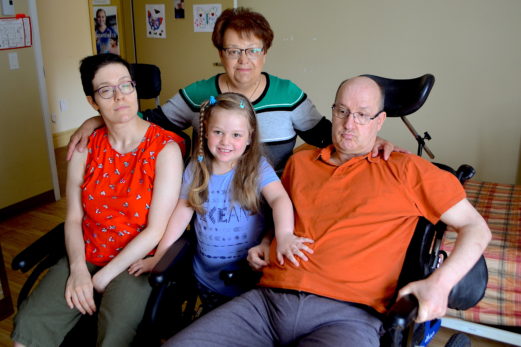 Maladie de Huntington : la famille Dumais réunie